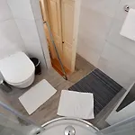 Manda Πανσιόν *