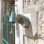 Manda Πανσιόν Ντουμπρόβνικ